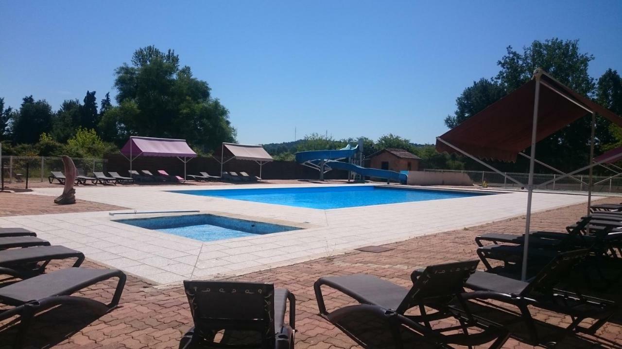Paradis Le Rocher De La Granelle Camping *